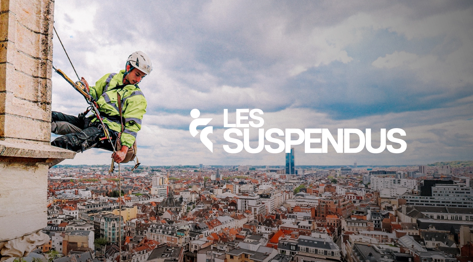 Les Suspendus